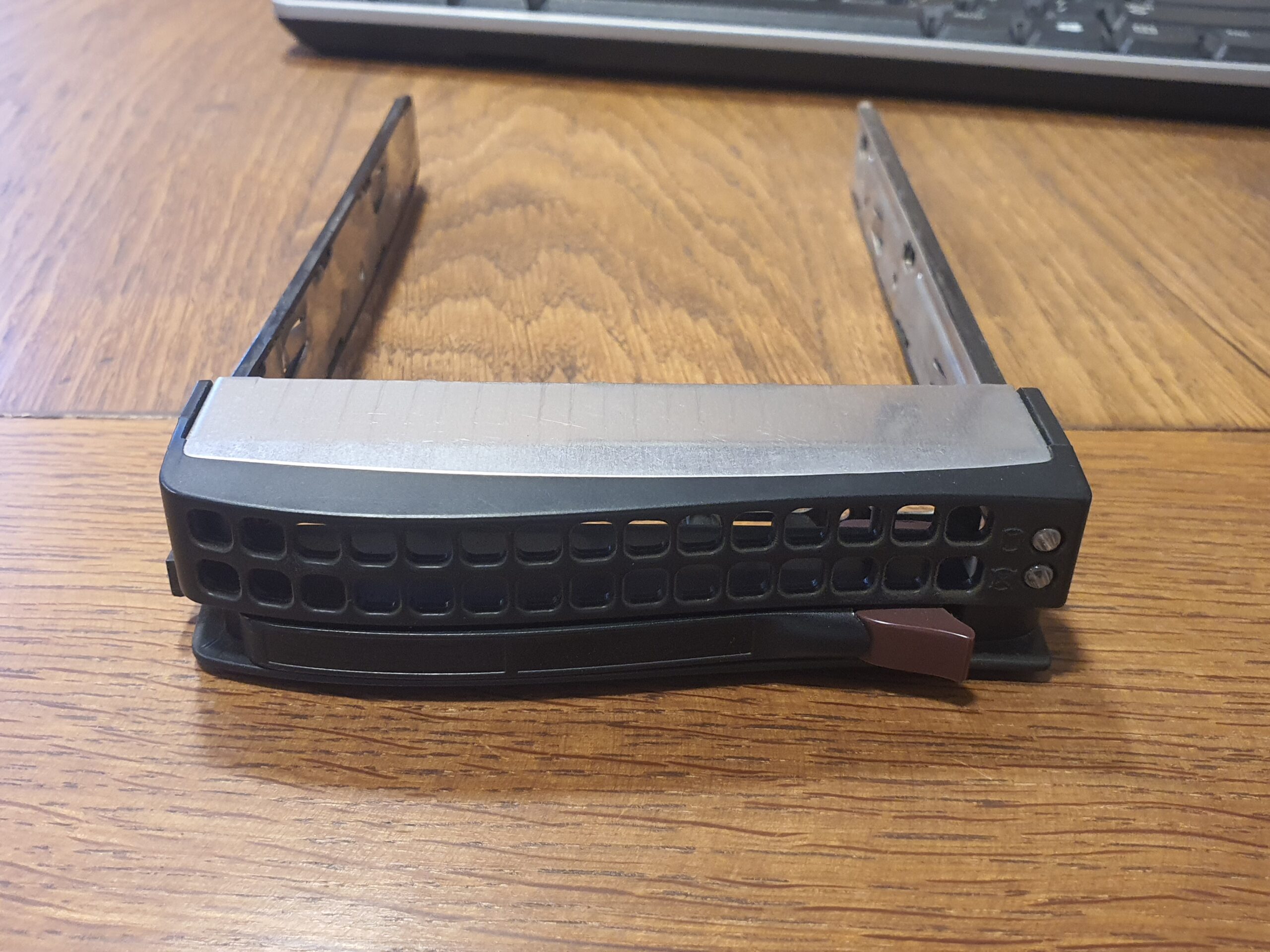 Supermicro 3.5" HDD Caddy MCP-220-00001-01 Кедији / Фиоке за дискове - Слика 3
